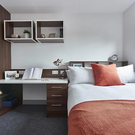 Ensuite Bedrooms And At The Foundry In Leeds Apartment *